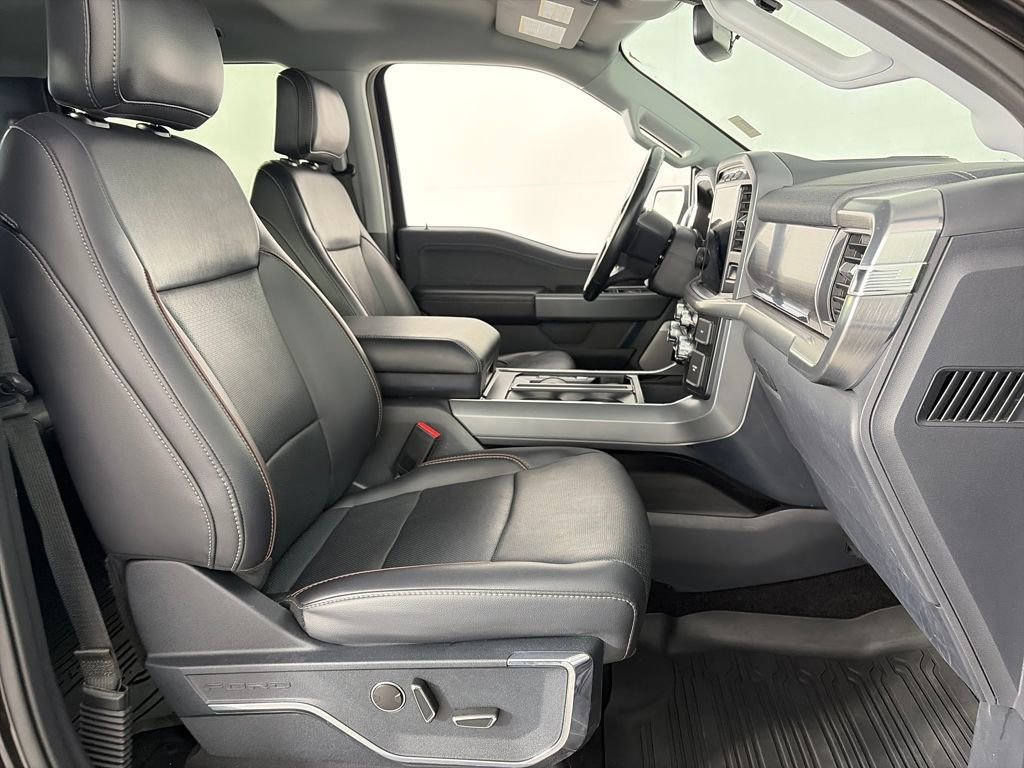 Certified 2021 Ford F150 Lariat image 32