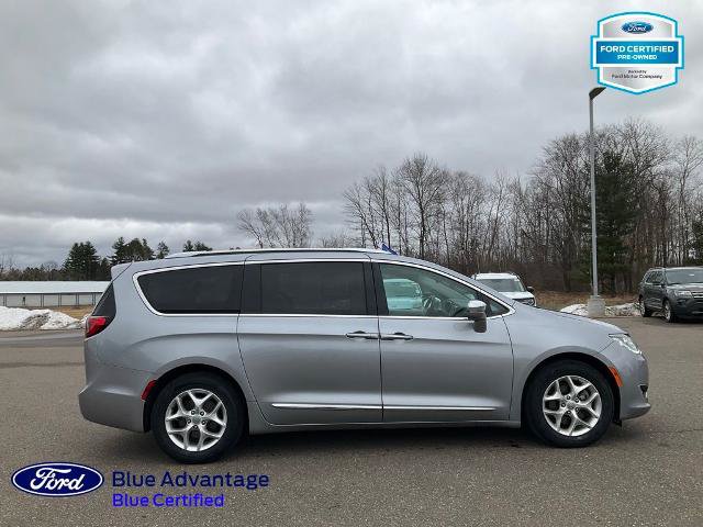 Used 2020 Chrysler Pacifica Limited FWD image 24