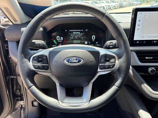 Certified 2025 Ford Explorer Active AWD/4WD image 33