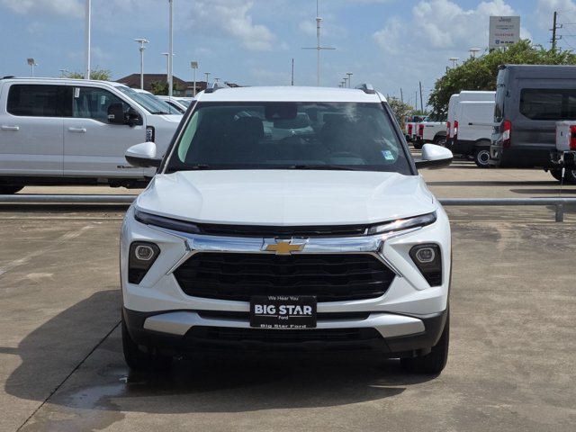 Used 2025 Chevrolet TrailBlazer LT AWD/4WD image 8