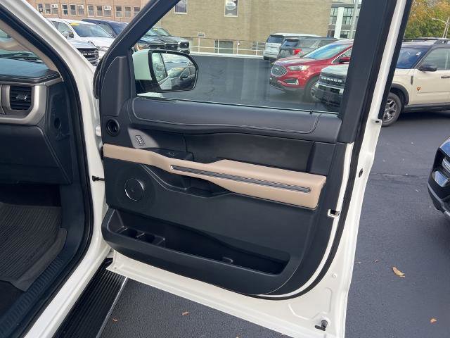 Certified 2022 Ford Expedition Max XLT image 16