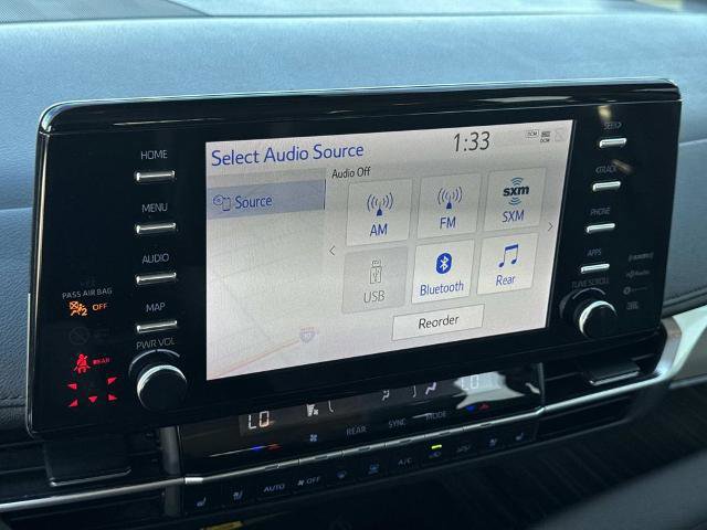 Used 2024 Toyota Sienna Limited image 13