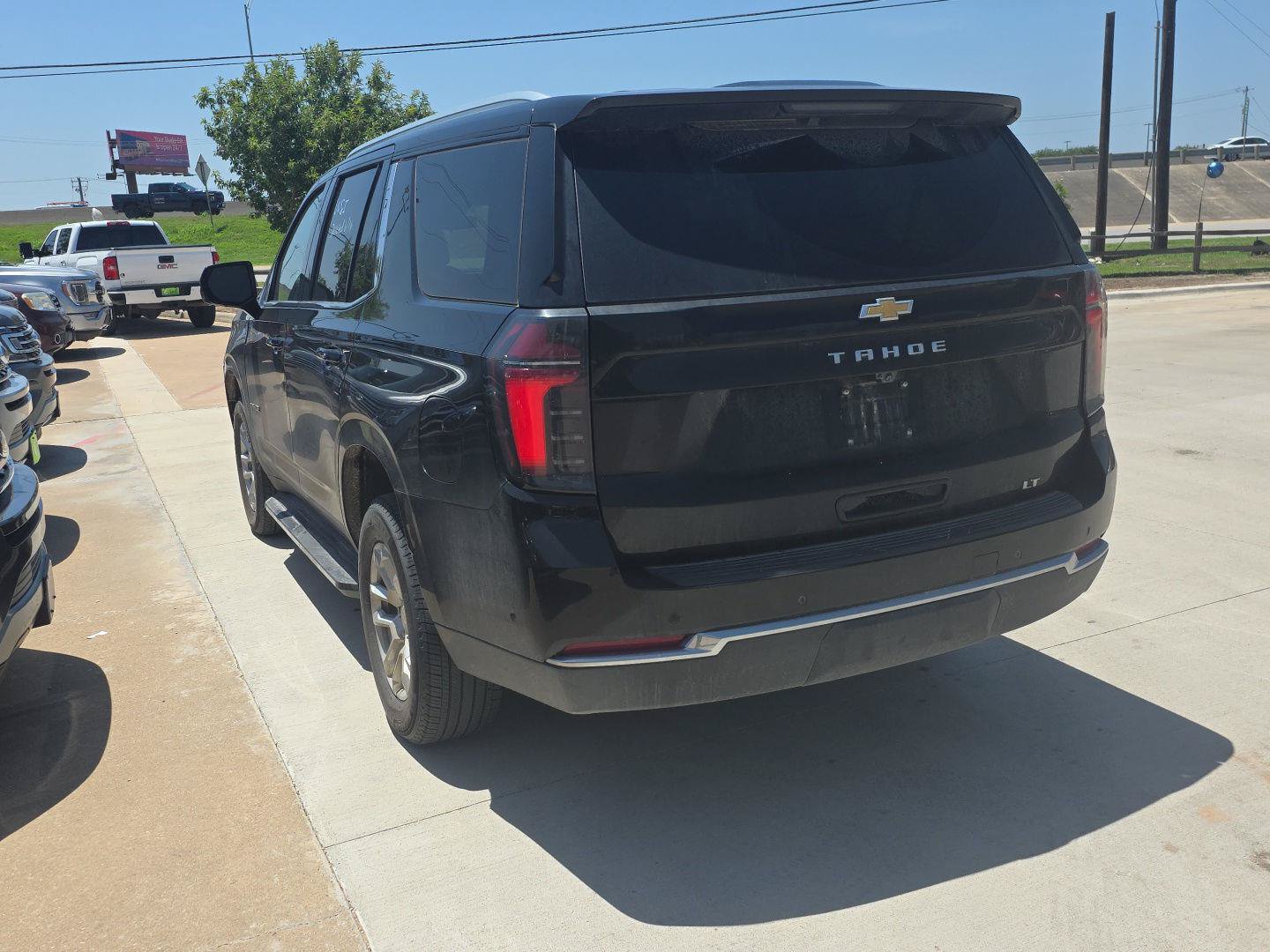 Used 2025 Chevrolet Tahoe LT RWD image 14