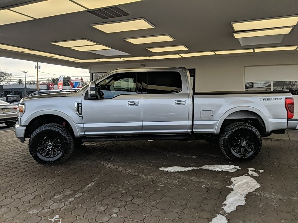 Certified 2022 Ford F250 Lariat w/ Tremor Off-Road Package image 9