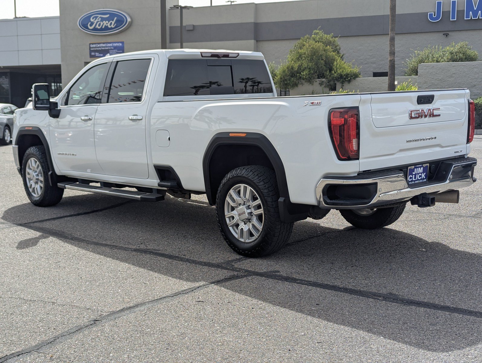 Used 2021 GMC Sierra 3500 SLT w/ SLT Premium Package AWD/4WD image 4
