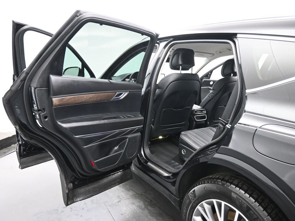Used 2024 Genesis GV80 2.5T image 46