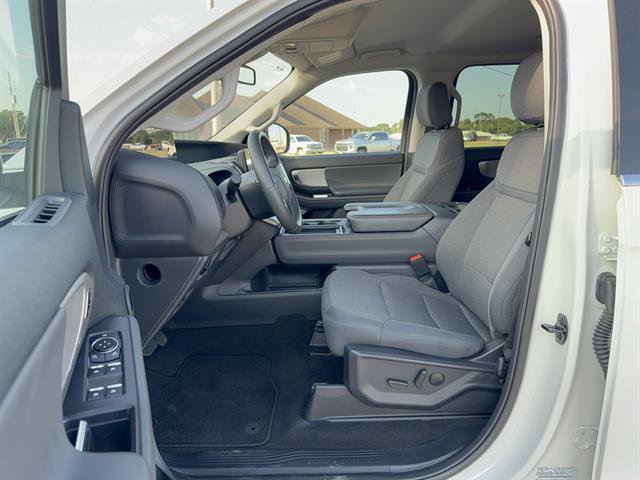 Certified 2025 Ford Expedition Active RWD image 8