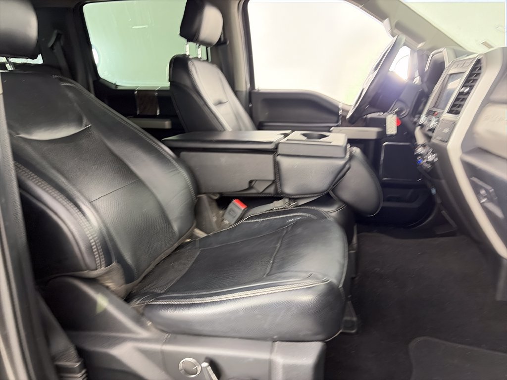 Certified 2019 Ford F250 Lariat w/ Lariat Value Package AWD/4WD image 30