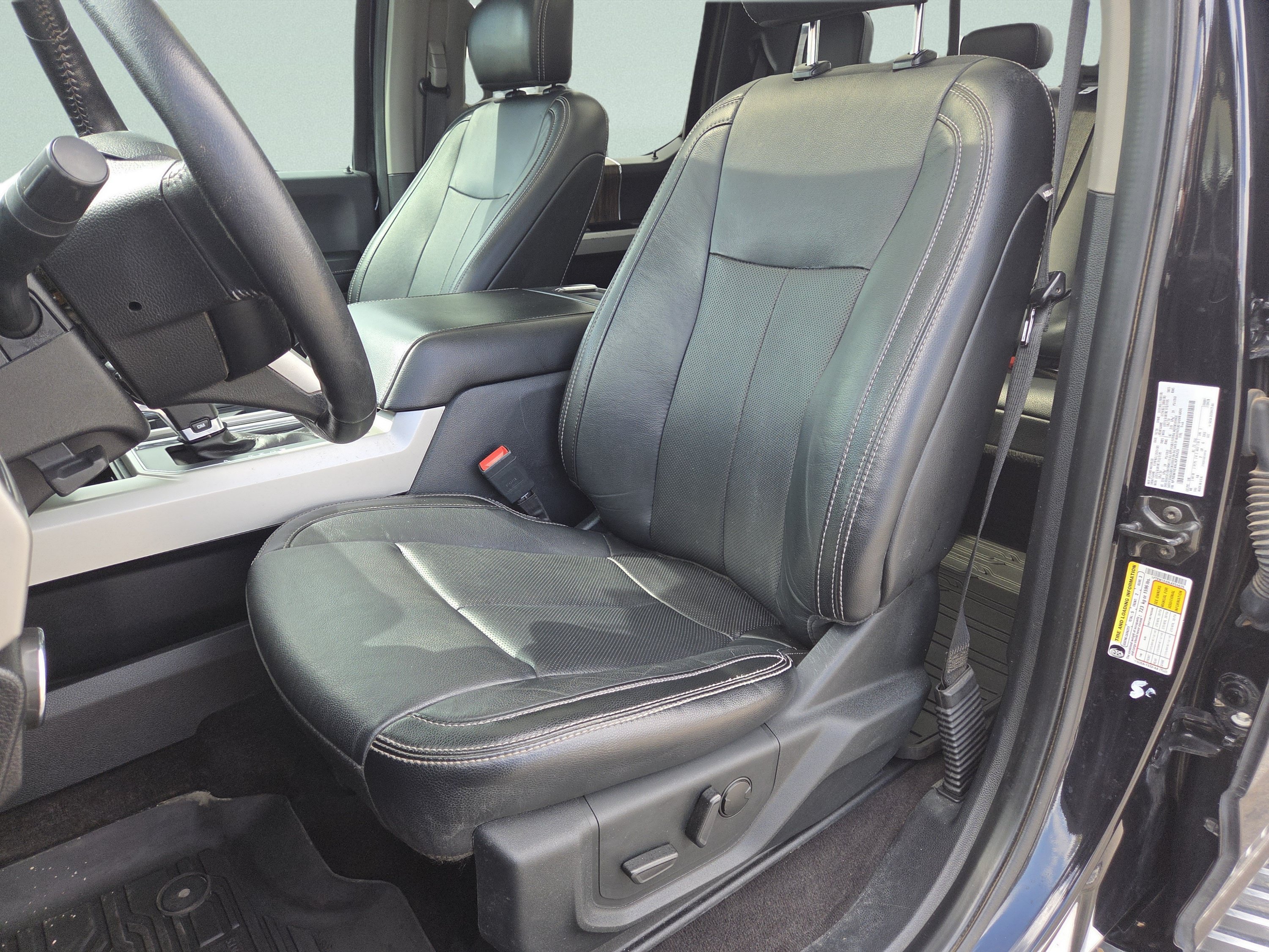 Certified 2020 Ford F150 Lariat AWD/4WD image 6