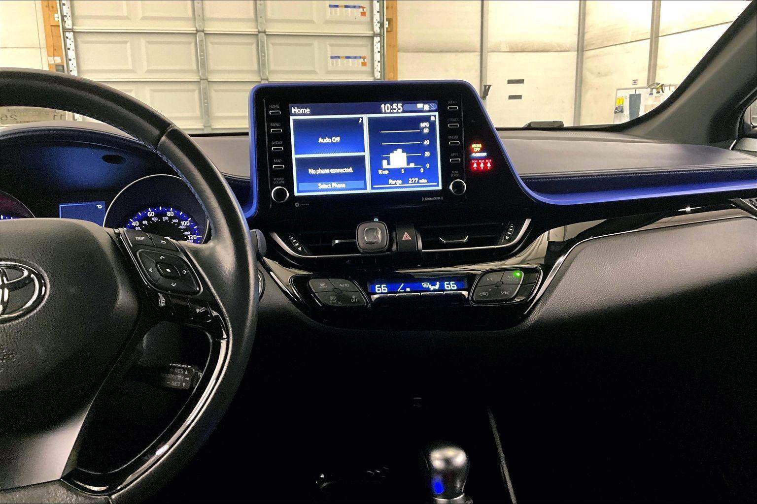 Used 2022 Toyota C-HR XLE image 8