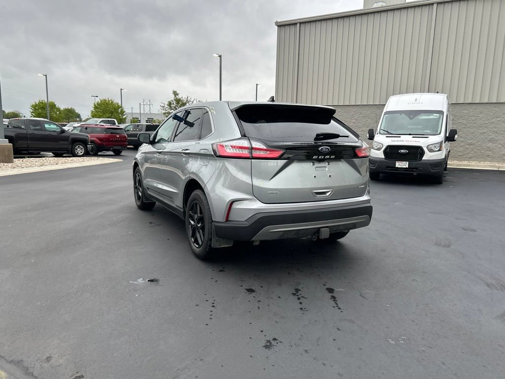 Certified 2024 Ford Edge SEL w/ Convenience Package AWD/4WD image 8