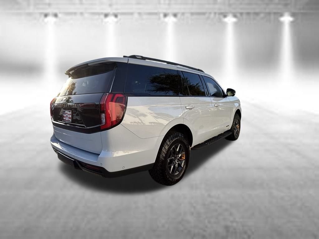 Certified 2025 Ford Expedition Tremor AWD/4WD image 4