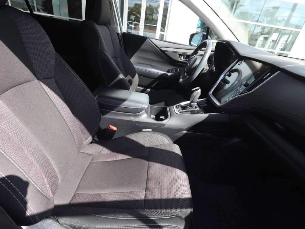 Used 2023 Subaru Outback Premium image 15