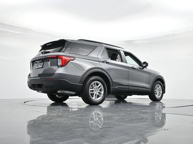 Certified 2026 Ford Explorer Active RWD image 10