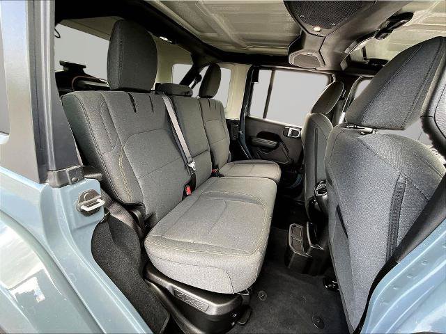 Used 2024 Jeep Wrangler Unlimited w/ Convenience Group AWD/4WD image 24