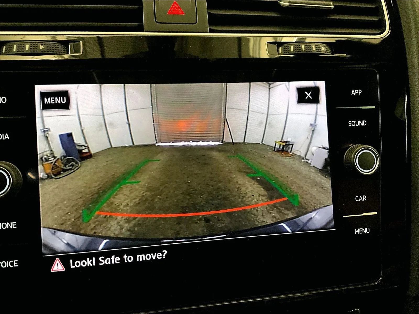 Used 2019 Volkswagen Golf S FWD image 20