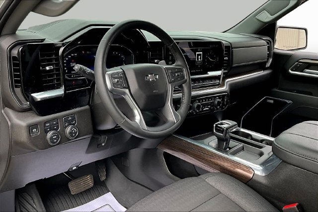 Used 2024 Chevrolet Silverado 1500 RST w/ All Star Edition Plus AWD/4WD image 18