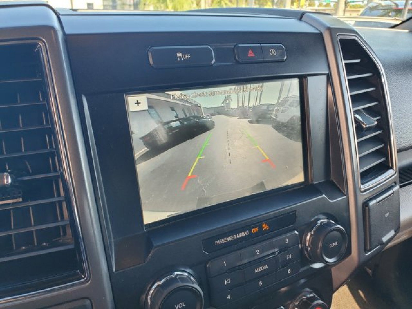 Certified 2019 Ford F150 XLT image 20