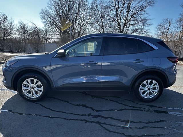 Certified 2024 Ford Escape Active image 2