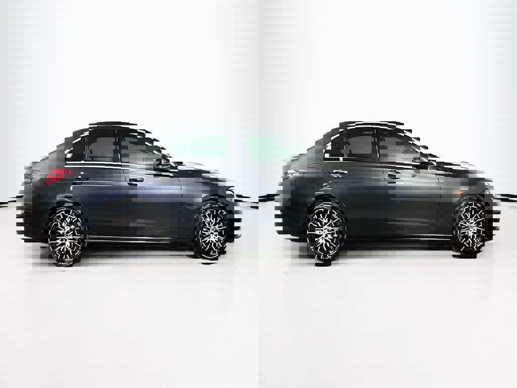 Used 2022 Mercedes-Benz C 300 4MATIC Sedan image 6