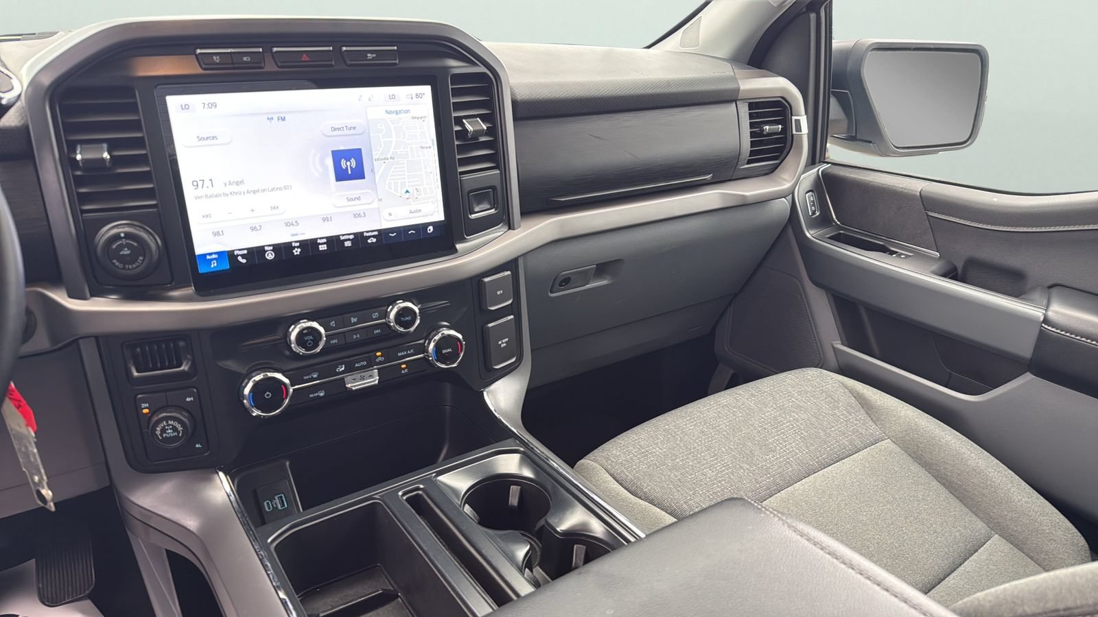 Certified 2024 Ford F150 XLT w/ Mobile Office Package AWD/4WD image 19