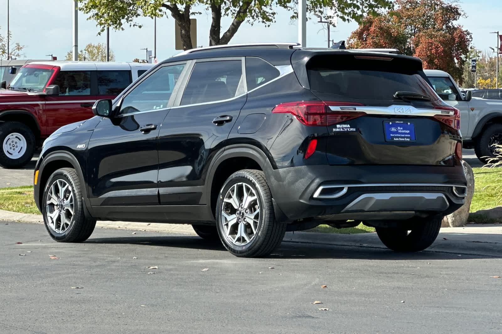 Used 2023 Kia Seltos EX AWD/4WD image 6