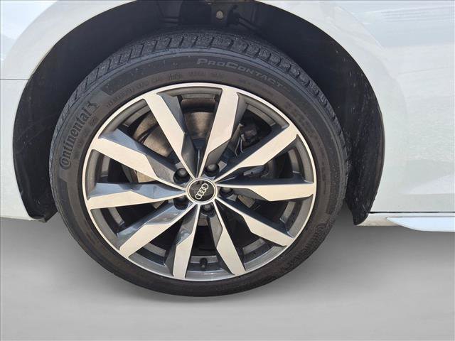Used 2022 Audi A4 2.0T Premium w/ Convenience Package AWD/4WD image 22