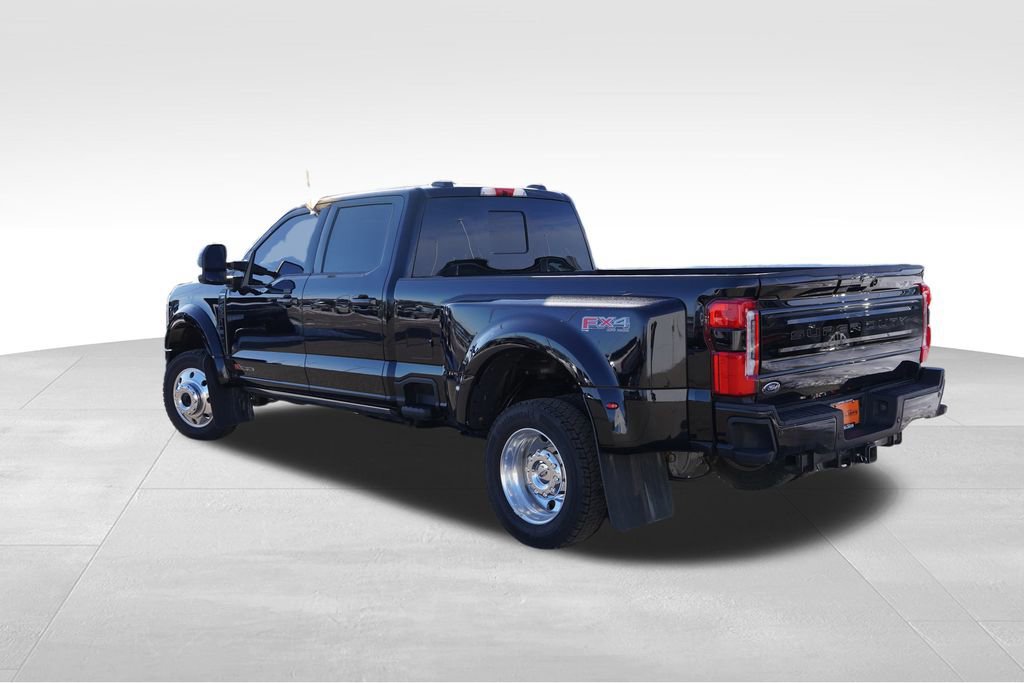 Certified 2025 Ford F450 Platinum w/ FX4 Off-Road Package image 4