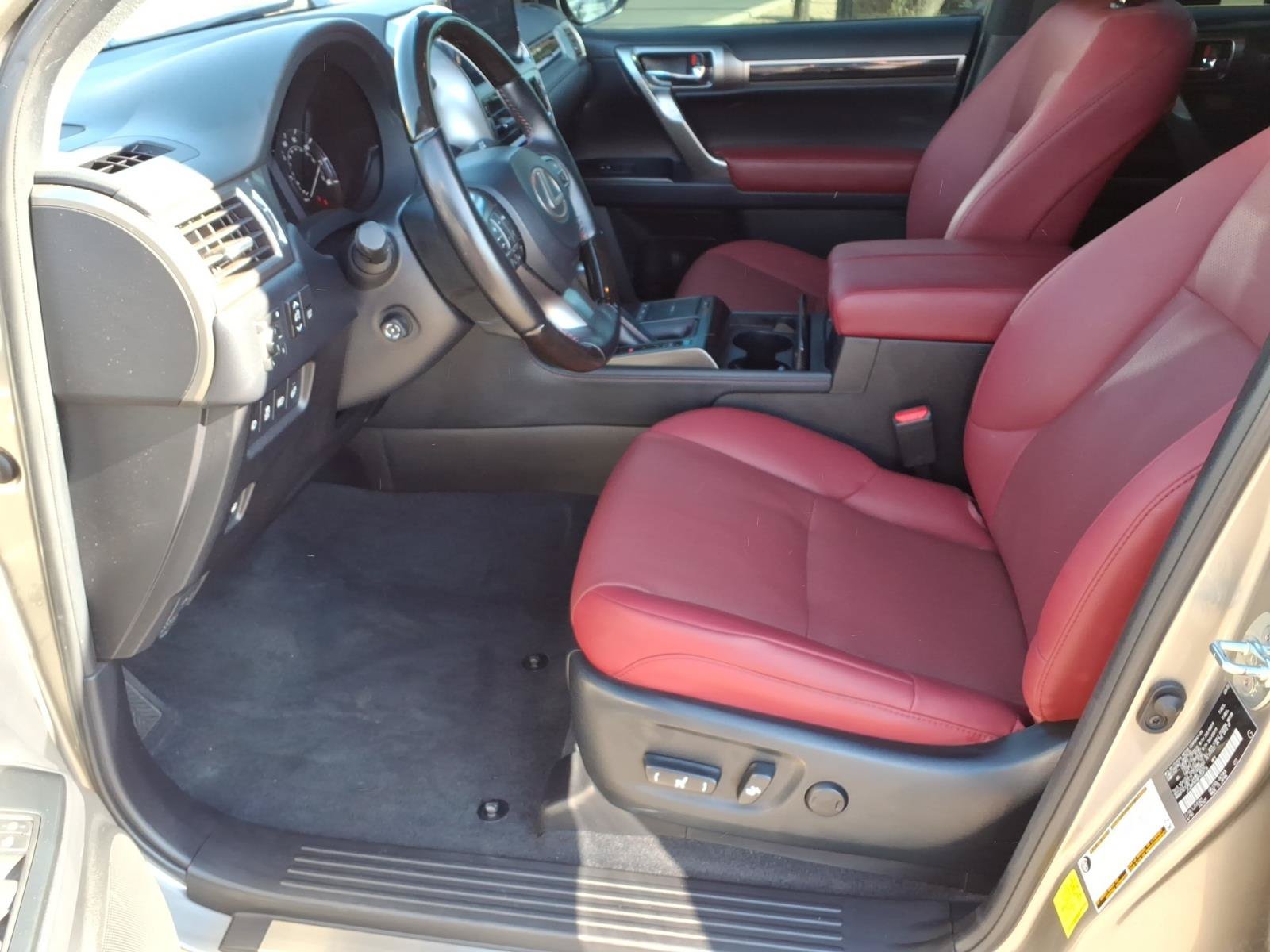 Used 2023 Lexus GX 460 Premium w/ Accessory Package AWD/4WD image 22