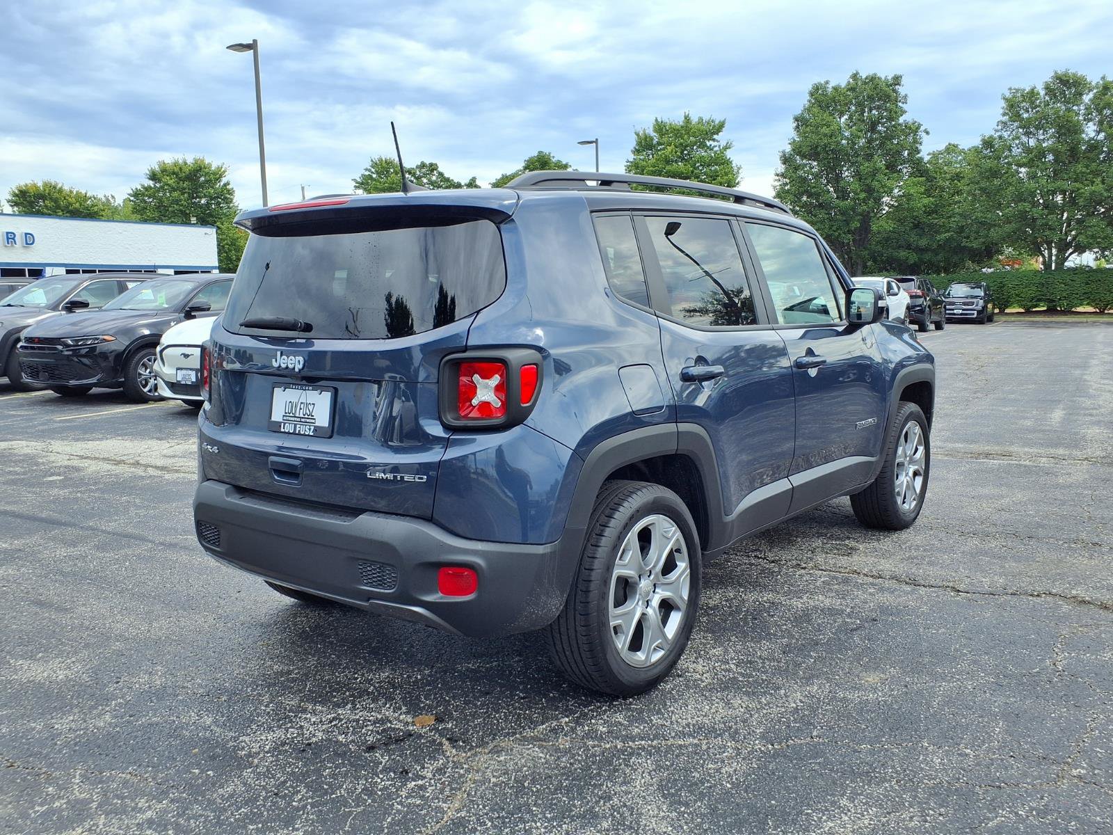 Used 2023 Jeep Renegade Limited AWD/4WD image 28