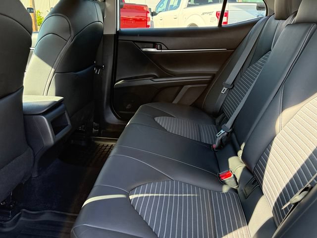 Used 2023 Toyota Camry SE FWD image 21