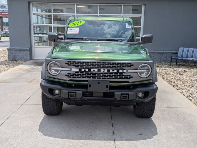 Certified 2025 Ford Bronco Badlands AWD/4WD image 9