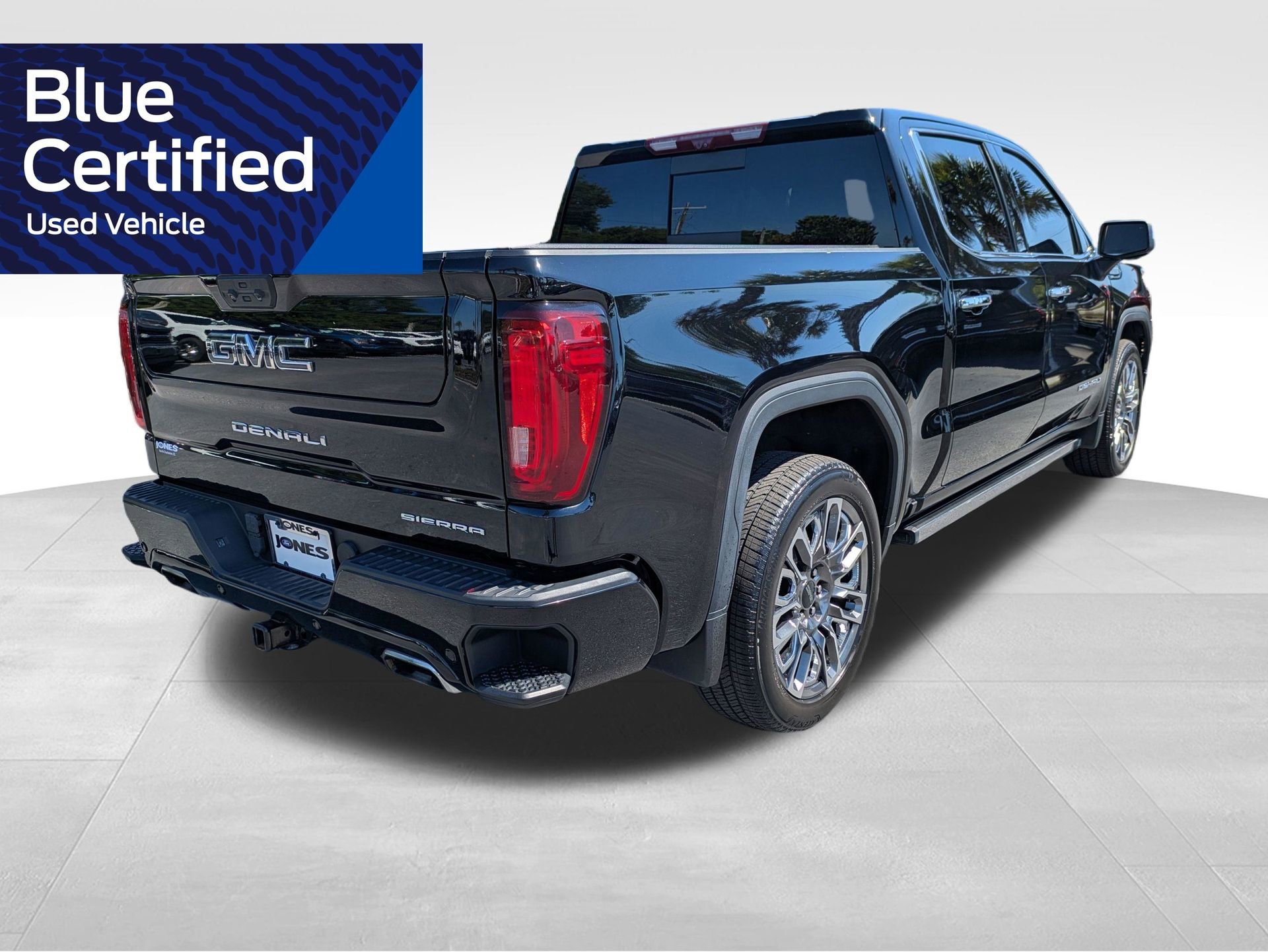 Used 2023 GMC Sierra 1500 Denali Ultimate AWD/4WD image 5