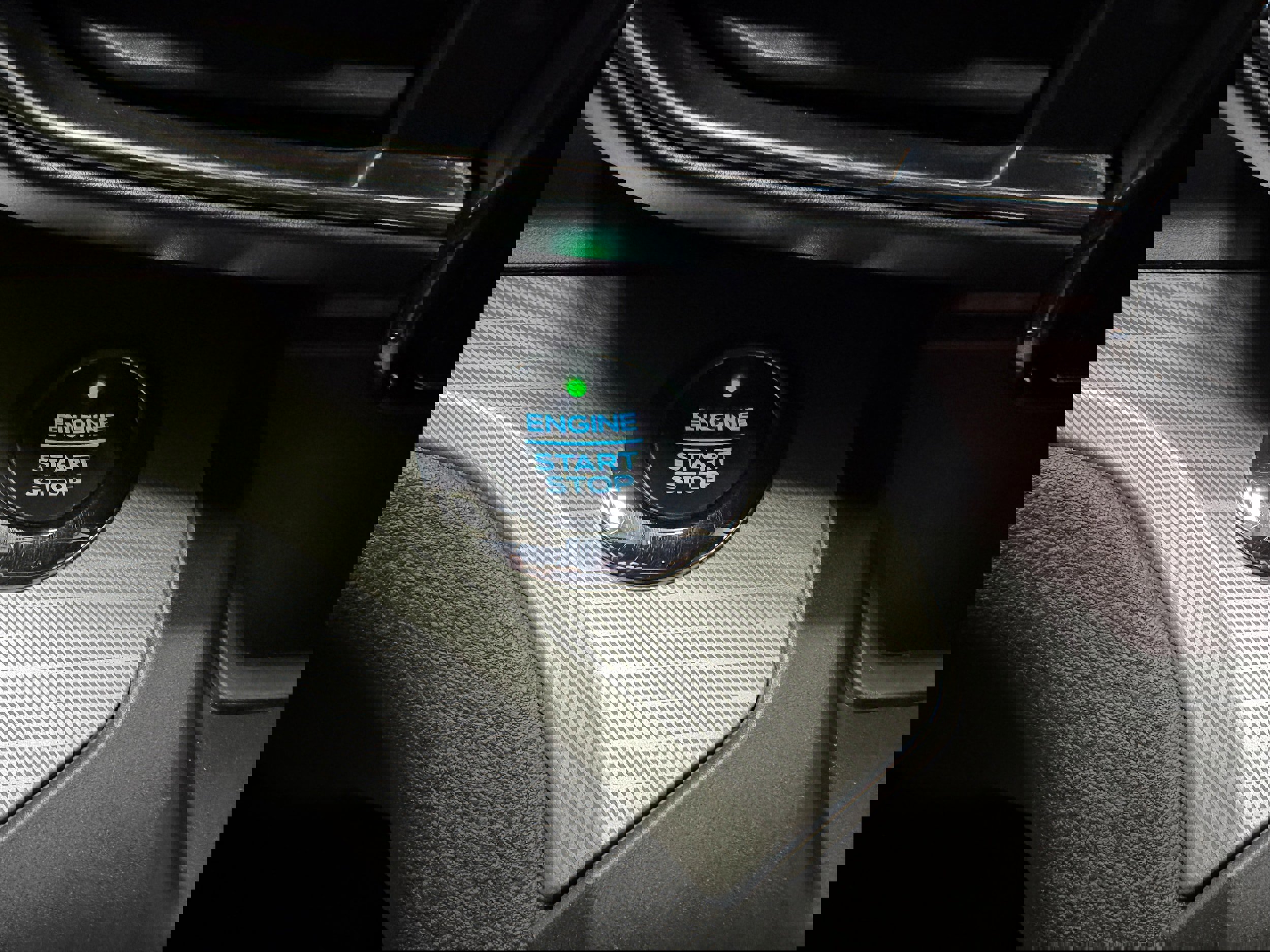 Certified 2020 Ford Explorer XLT w/ Equipment Group 202A image 21