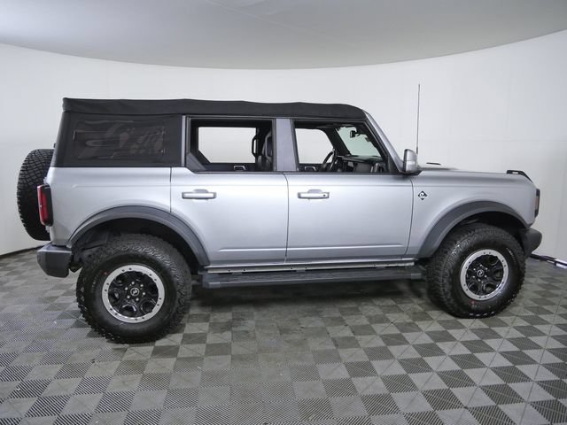 Certified 2022 Ford Bronco Outer Banks w/ Sasquatch Package AWD/4WD image 10