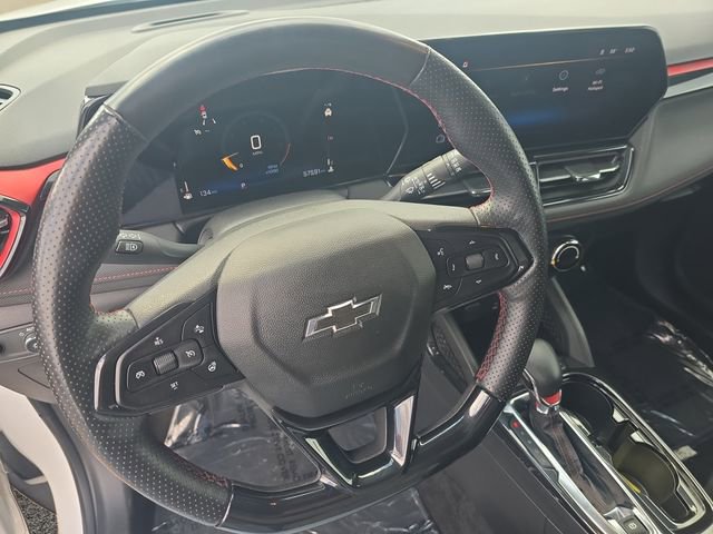 Used 2024 Chevrolet TrailBlazer RS FWD image 13