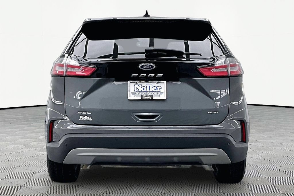 Certified 2024 Ford Edge SEL AWD/4WD image 4