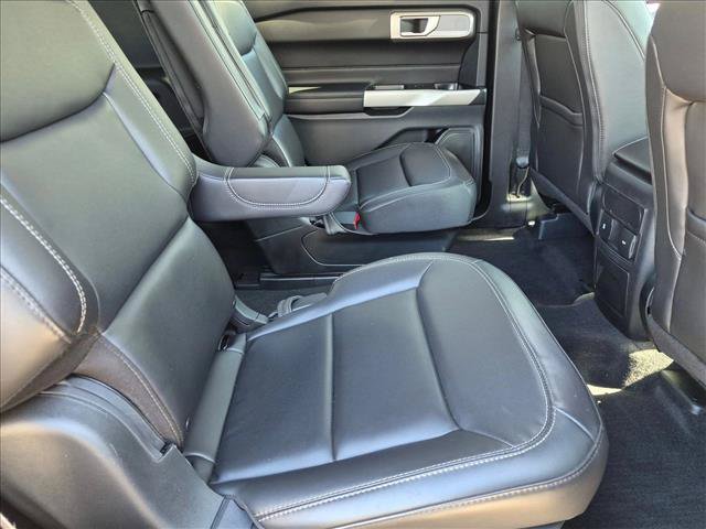 Certified 2024 Ford Explorer XLT w/ Equipment Group 202A RWD image 19