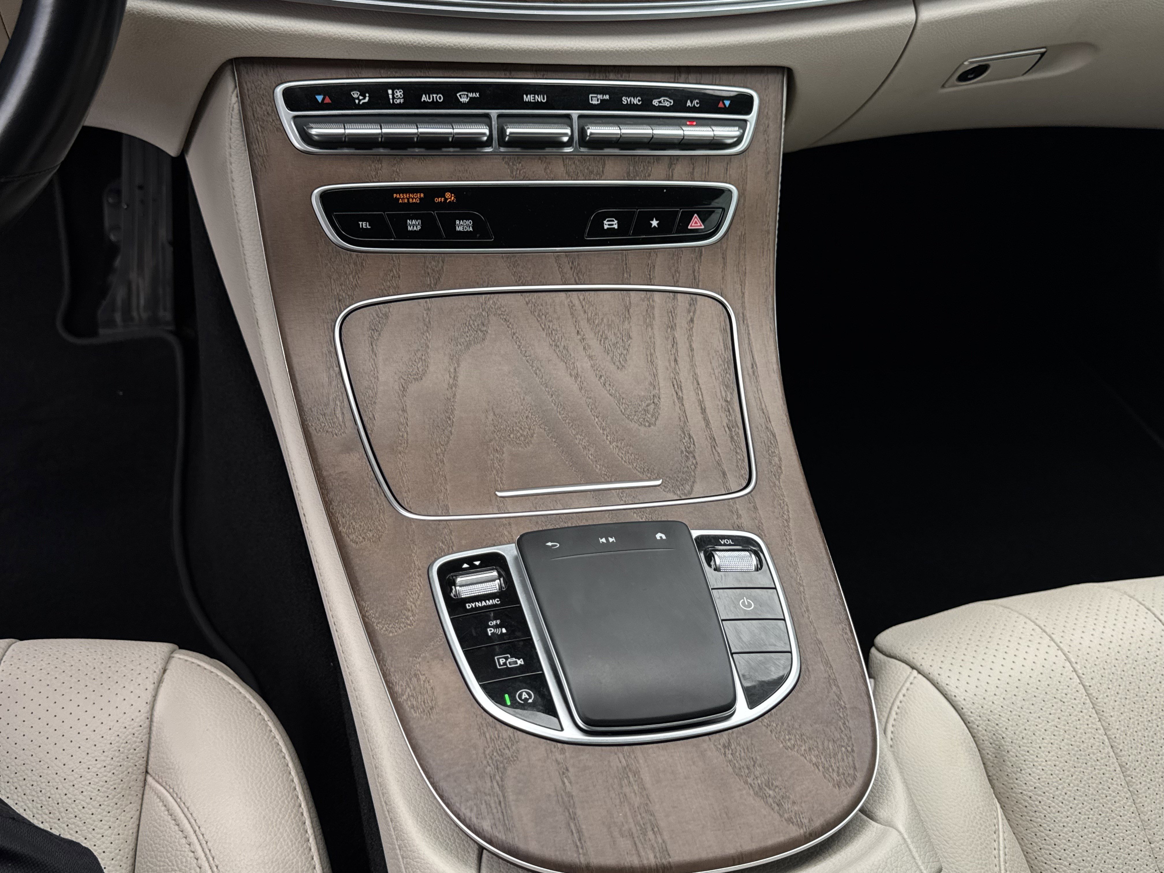 Used 2023 Mercedes-Benz E 450 4MATIC Sedan image 21