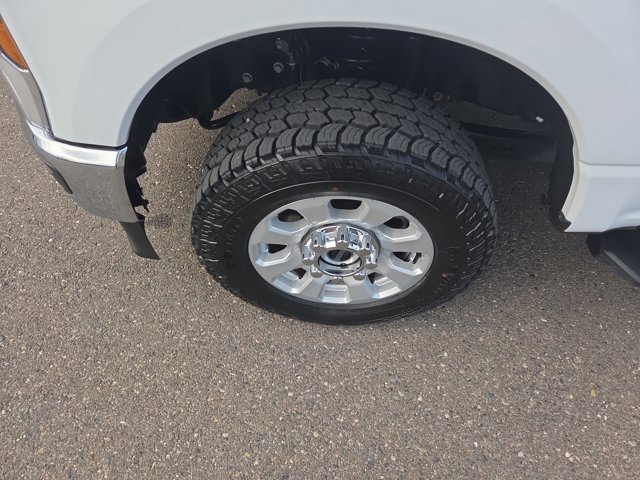 Certified 2024 Ford F350 XLT image 9