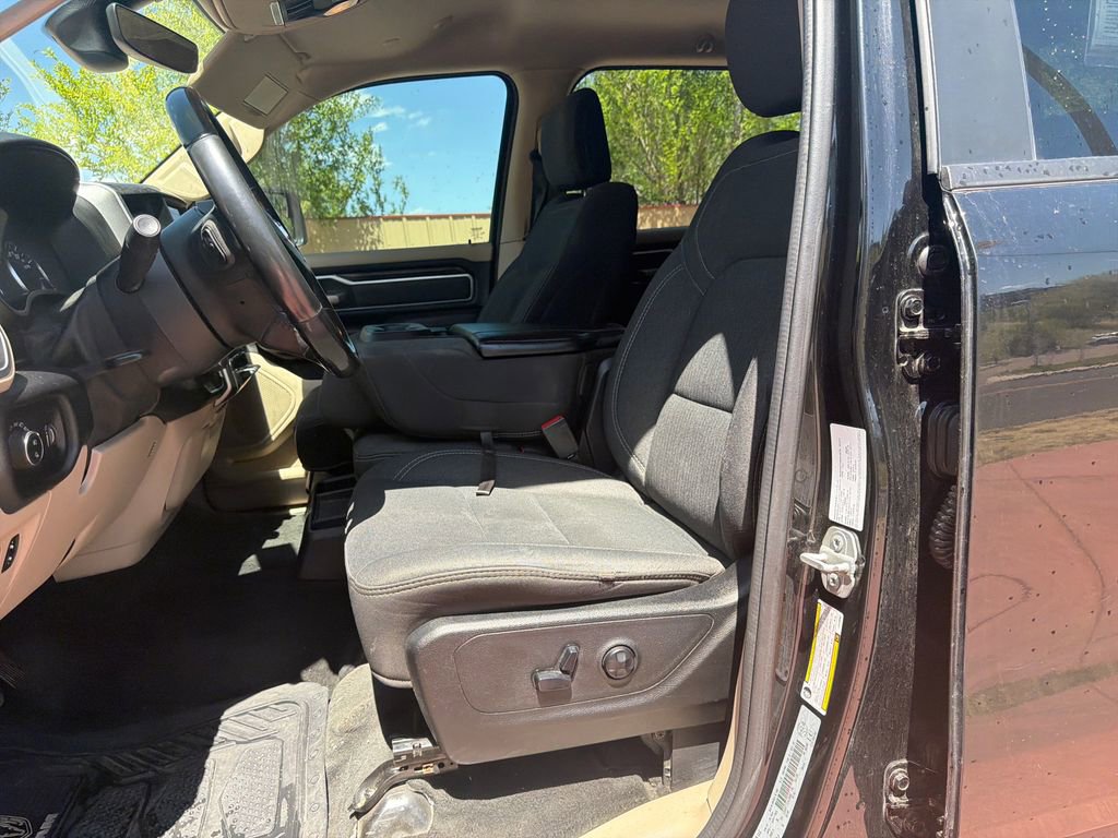 Used 2020 RAM 1500 Big Horn AWD/4WD image 13