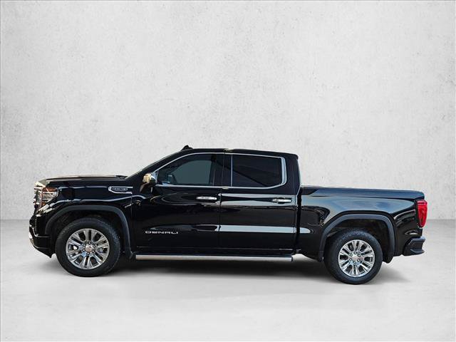 Used 2023 GMC Sierra 1500 Denali w/ Technology Package AWD/4WD image 7