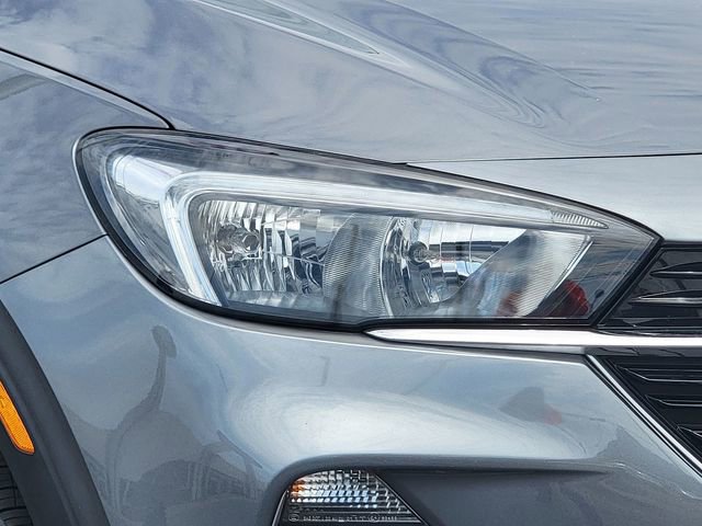 Used 2020 Buick Encore GX Select AWD/4WD image 15