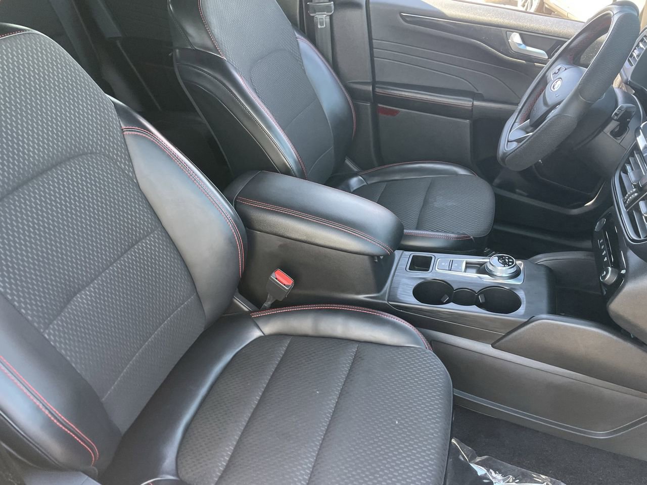 Certified 2023 Ford Escape ST-Line w/ Tech Pack #1 FWD image 11