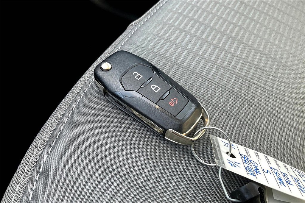 Certified 2022 Ford Escape S image 13