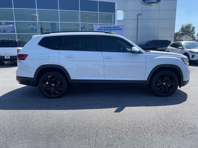 Used 2023 Volkswagen Atlas SE w/ Black Wheel Package FWD image 8