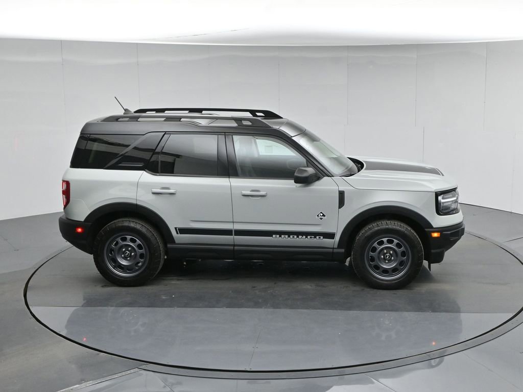 Certified 2024 Ford Bronco Sport Outer Banks w/ Tech Package image 9
