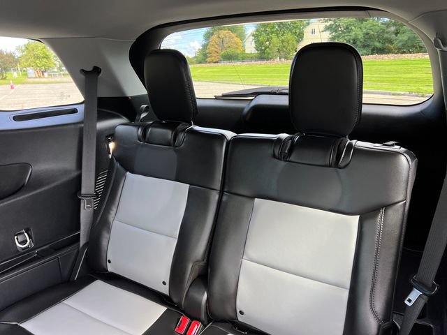 Certified 2023 Ford Explorer XLT w/ Equipment Group 202A AWD/4WD image 25