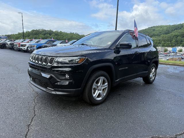 Used 2023 Jeep Compass Latitude w/ Convenience Group