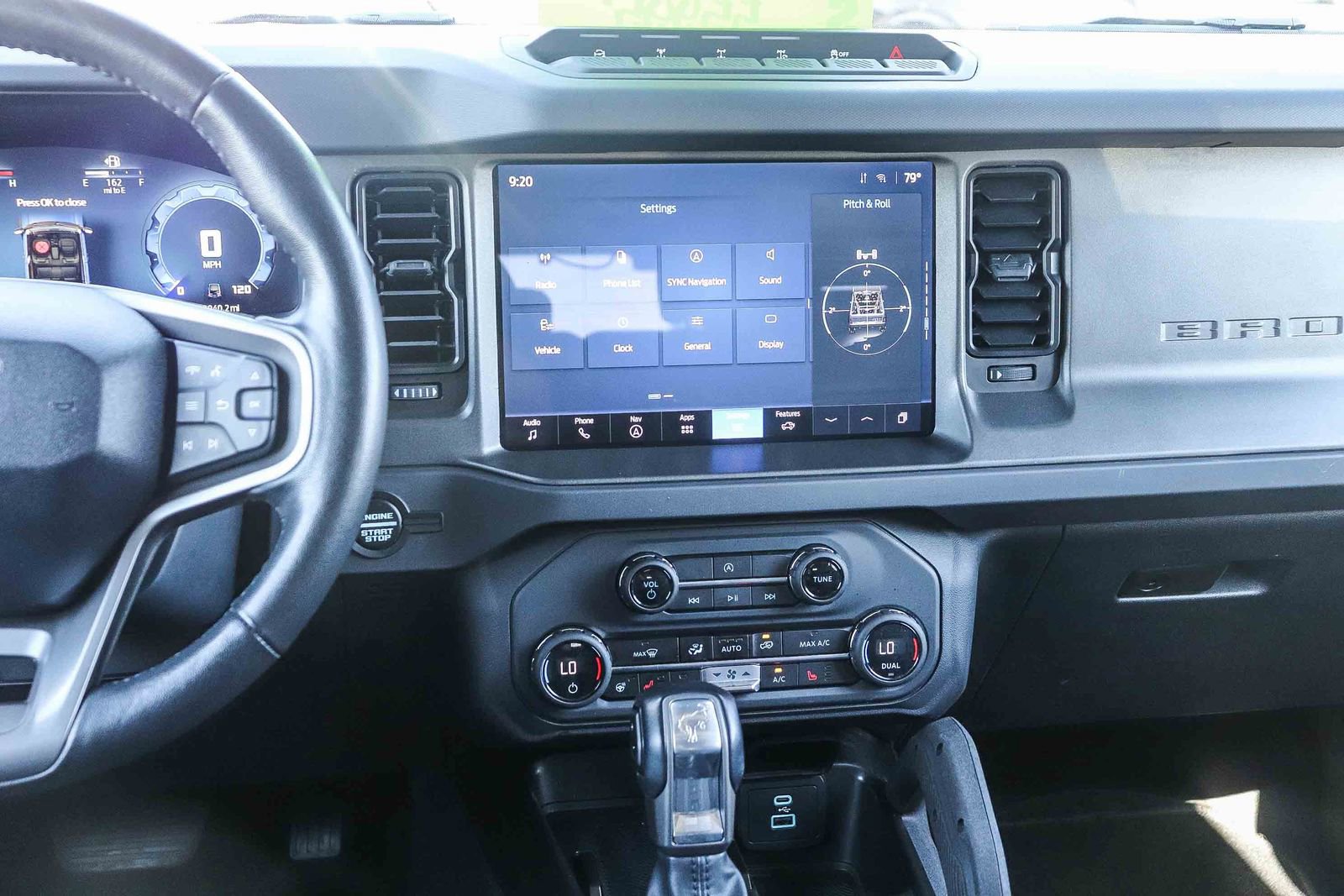 Certified 2025 Ford Bronco Badlands AWD/4WD image 13